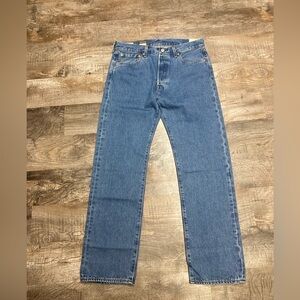 NWT Levi’s Premium 501 Jeans Size 34 32